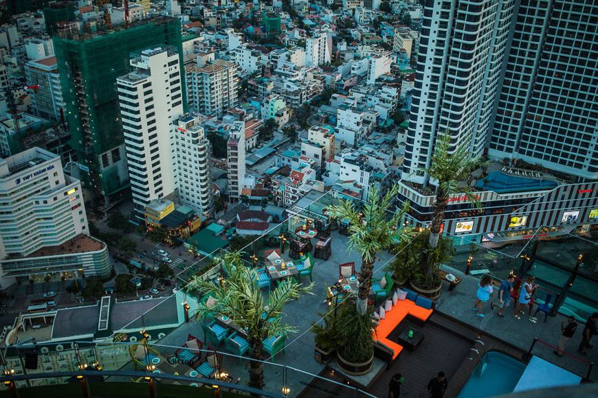 香港ルーフトップ ルフィナ・ウー、ステファン・カナム 香港ルーフトップ | ルフィナ・ウー, 大山顕, ステファン